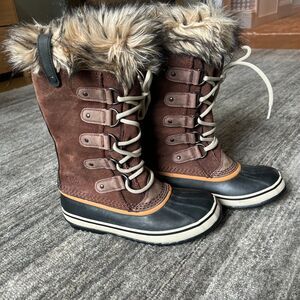 Sorel Joan of Arctic Winter / Snow Boots, Size 7